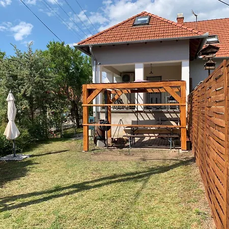 Greenapple Apartman Badacsony * Badacsonytordemic
